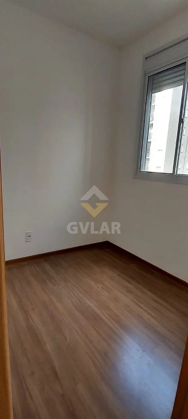 APARTAMENTO NOVO COM SACADA - OPORTUNIDADE.